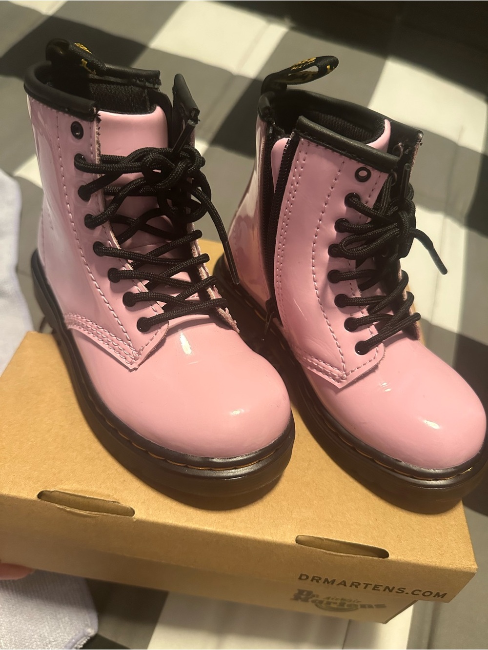 Dr. Martens Kids Pink Patent Lace-Up Boots
